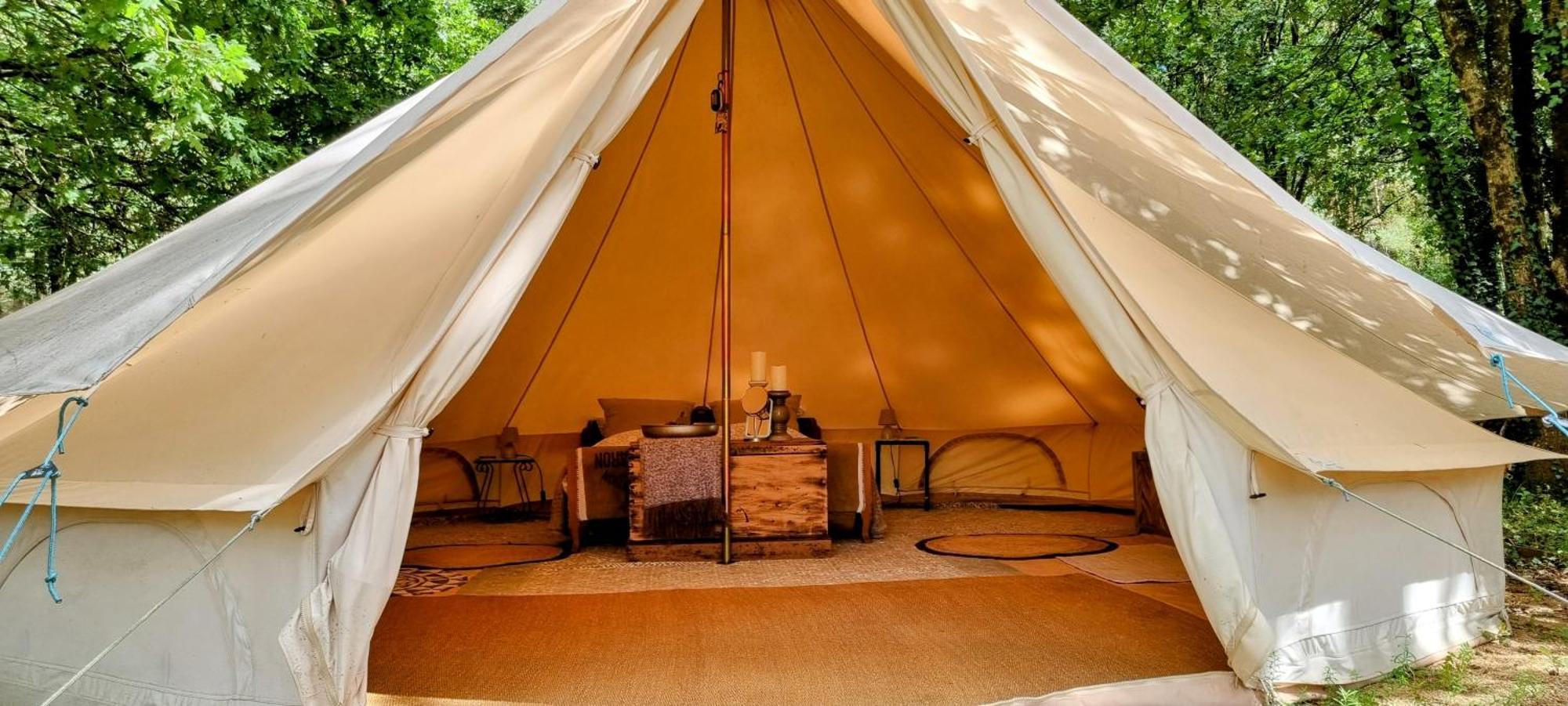 Luxury Bell Tent At Camping La Fortinerie Mouliherne Dış mekan fotoğraf