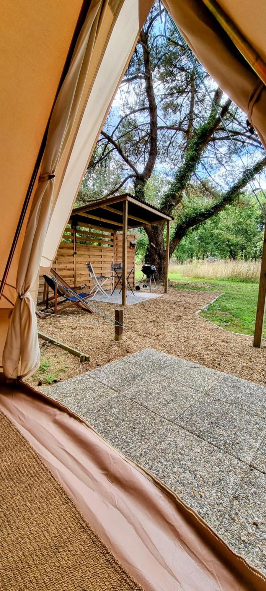 Luxury Bell Tent At Camping La Fortinerie Mouliherne Dış mekan fotoğraf