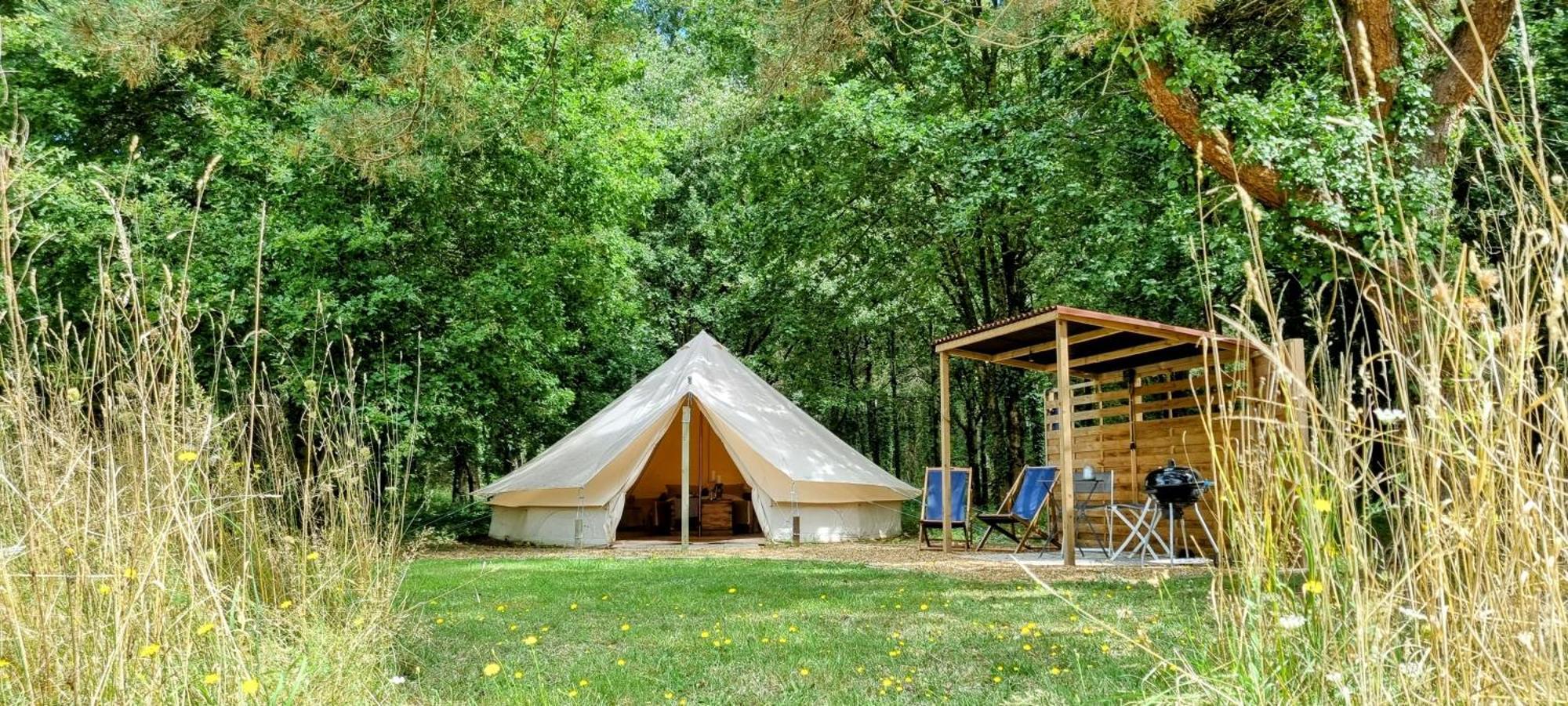 Luxury Bell Tent At Camping La Fortinerie Mouliherne Dış mekan fotoğraf